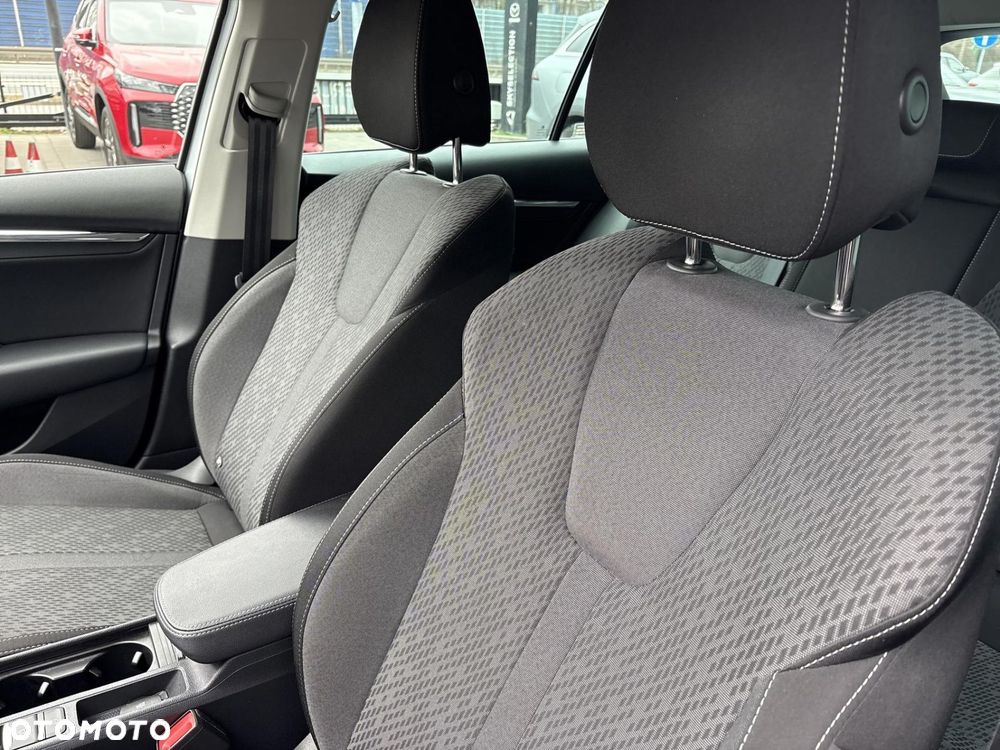 Skoda Octavia 2.0 TSI 4x4 Style DSG - 11