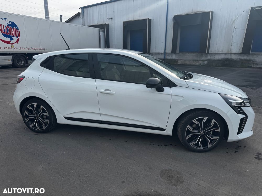 Renault Clio V E-Tech 145 Evolution - 9