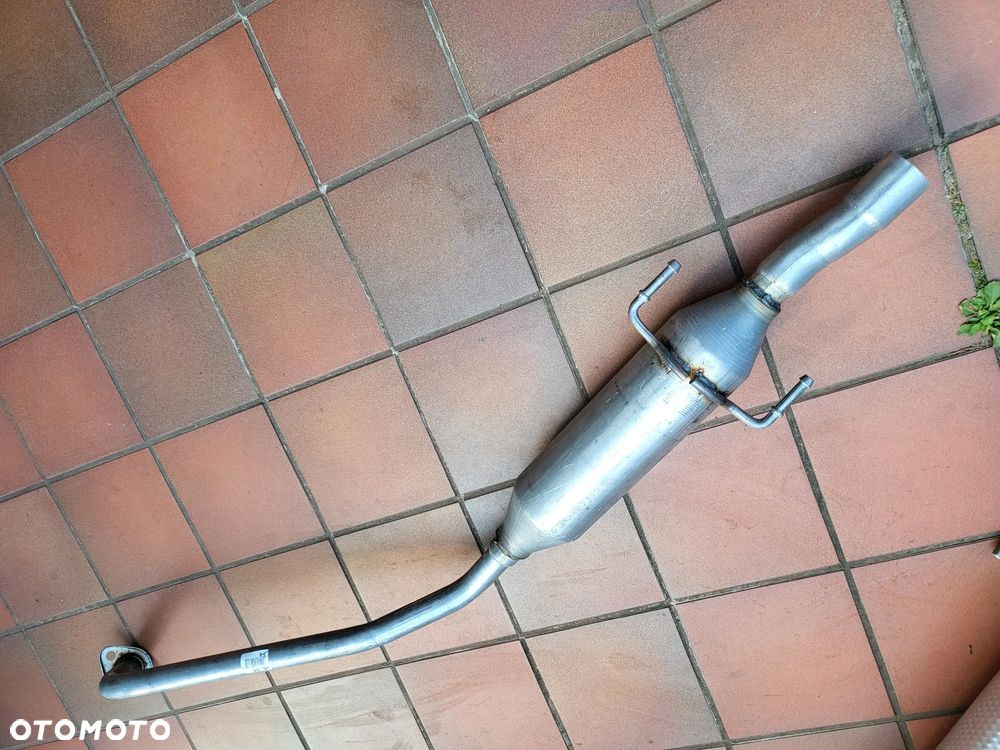 tłumik środkowy Toyota Corolla 1.4/1.6 16V Sedan/Kombi 1741022310 - 2