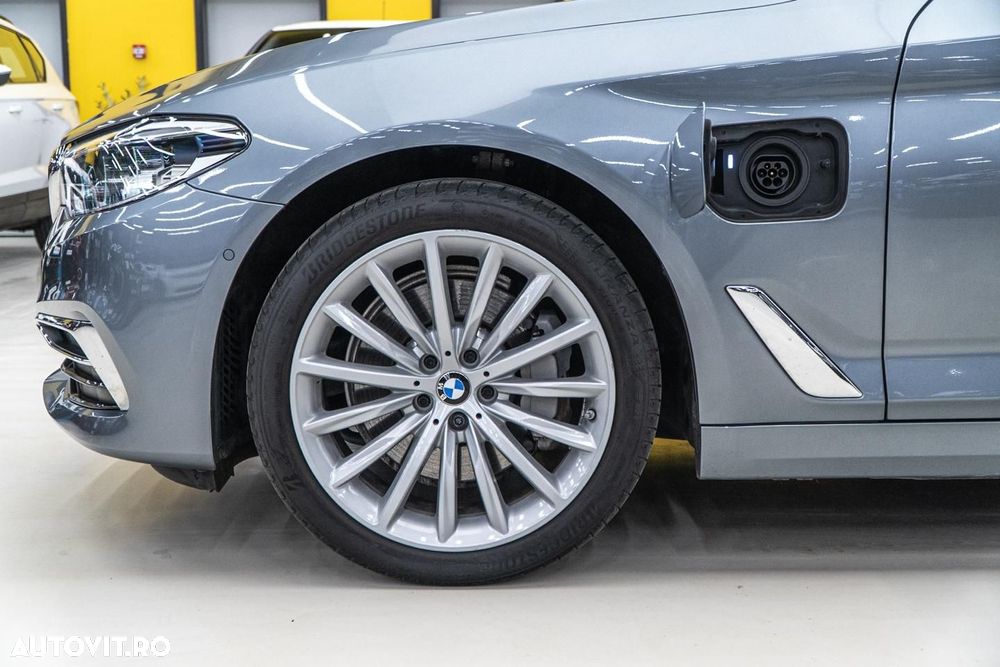 BMW Seria 5 530e AT PHEV - 35
