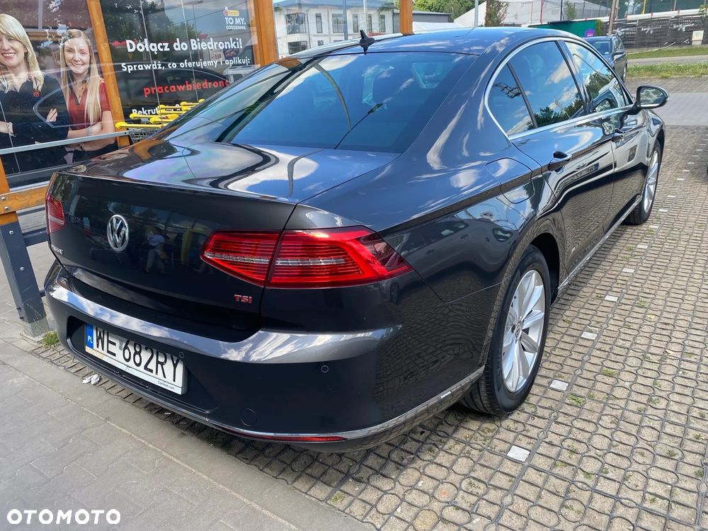 Volkswagen Passat - 2