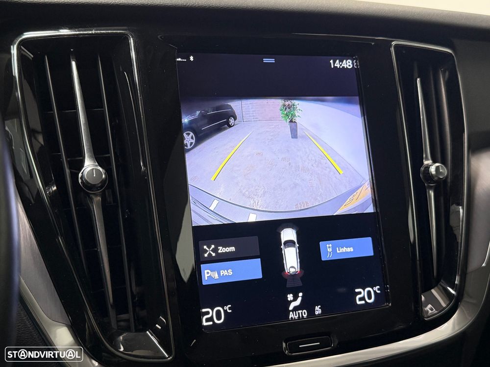 Volvo V60 2.0 D3 Momentum Plus Geartronic - 26