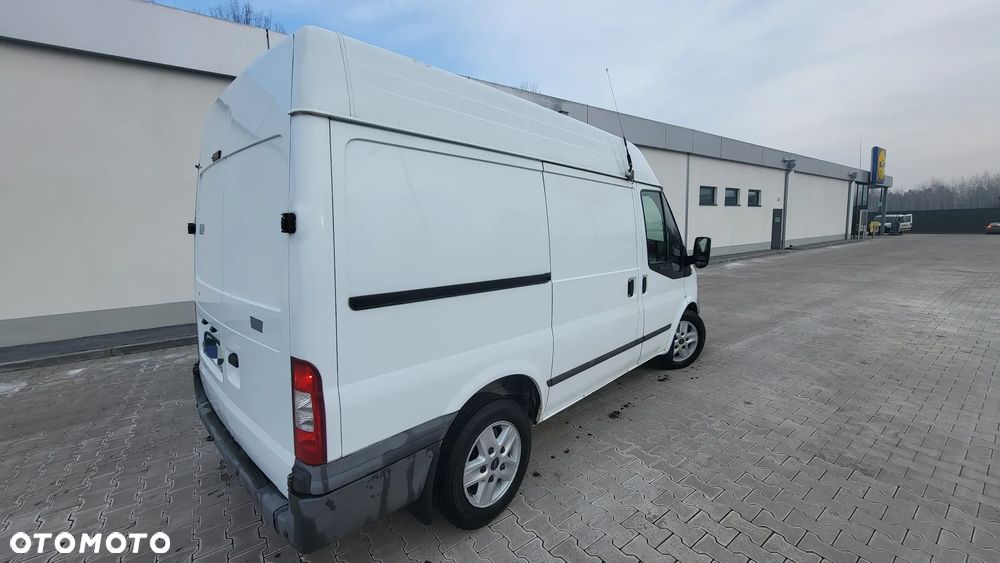 Ford Transit - 5