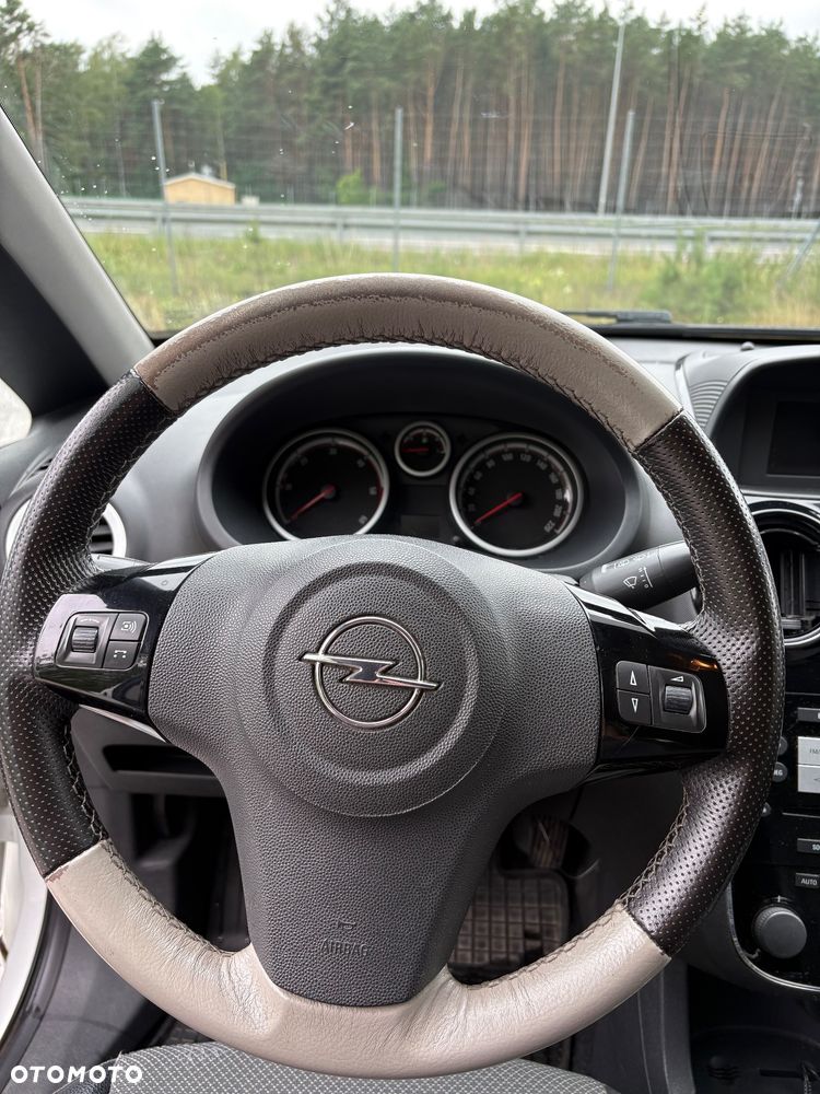 Opel Corsa 1.7 CDTI Cosmo - 22