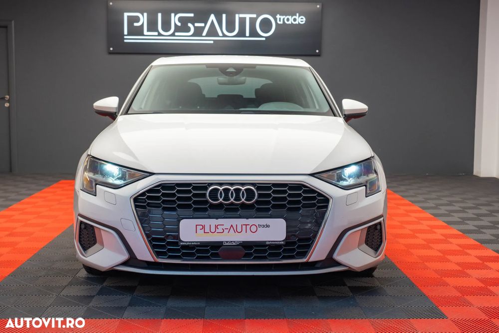 Audi A3 1.5 35 TFSI S tronic Sport - 3