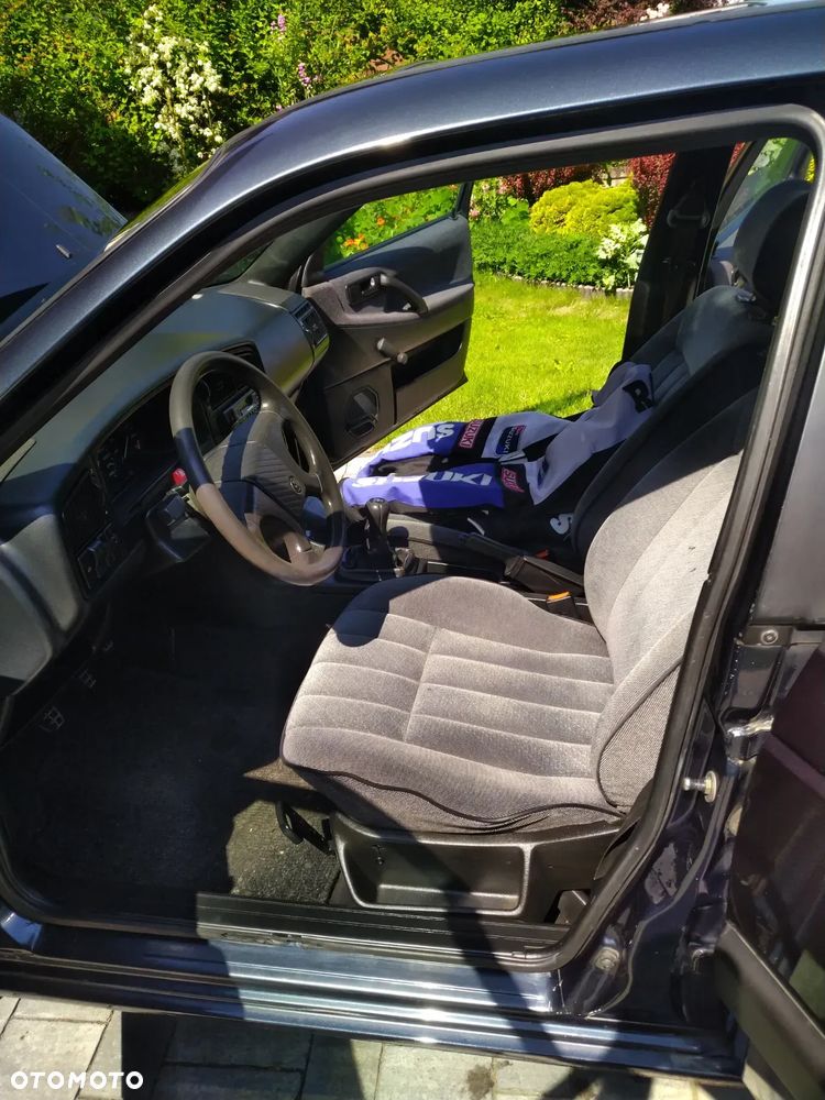 Volkswagen Passat Variant 2.8 VR6 GL - 7