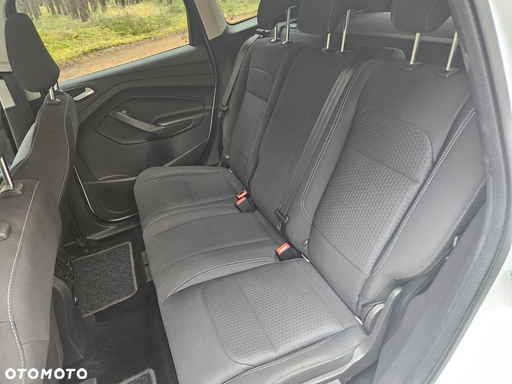 Ford Kuga 2.0 TDCi 2x4 Individual - 19