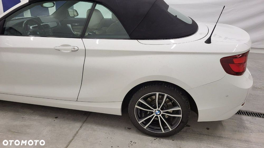 BMW Seria 2 220i GPF Sport Line - 9