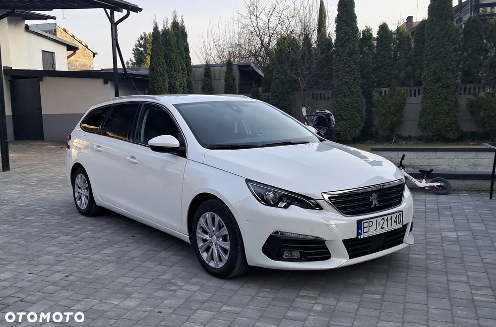 Peugeot 308 BlueHDi FAP 130 EAT8 Stop & Start Allure Pack - 4