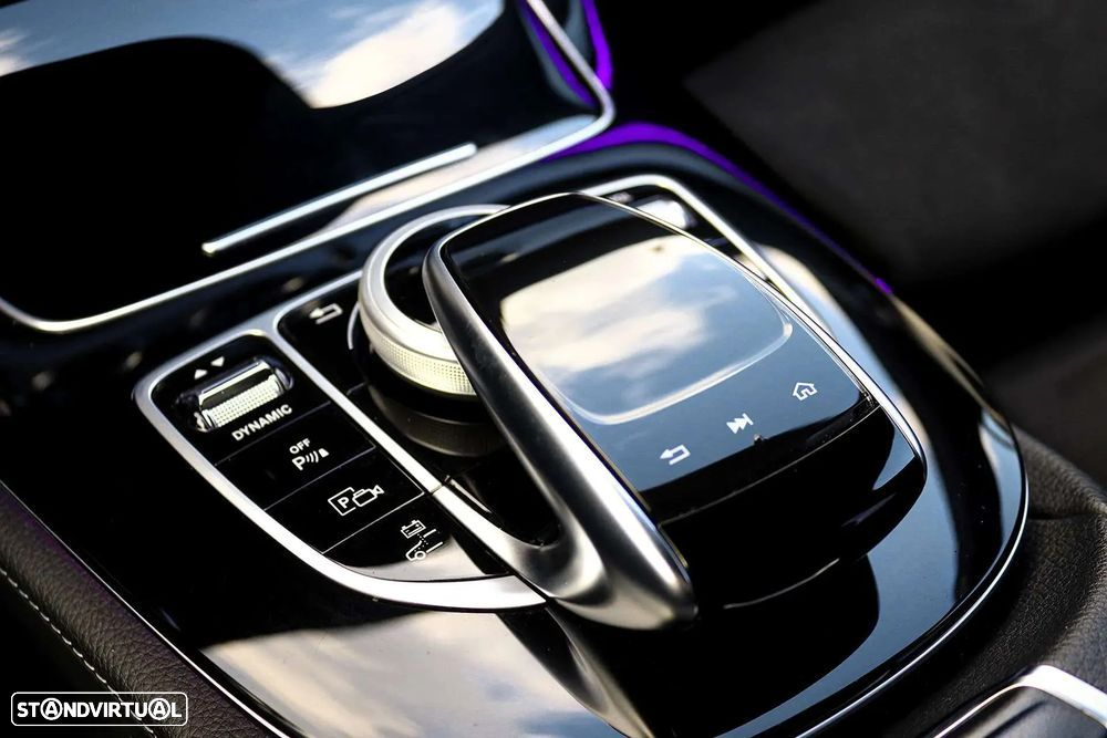 Mercedes-Benz E 300 de AMG Line 4Matic - 14