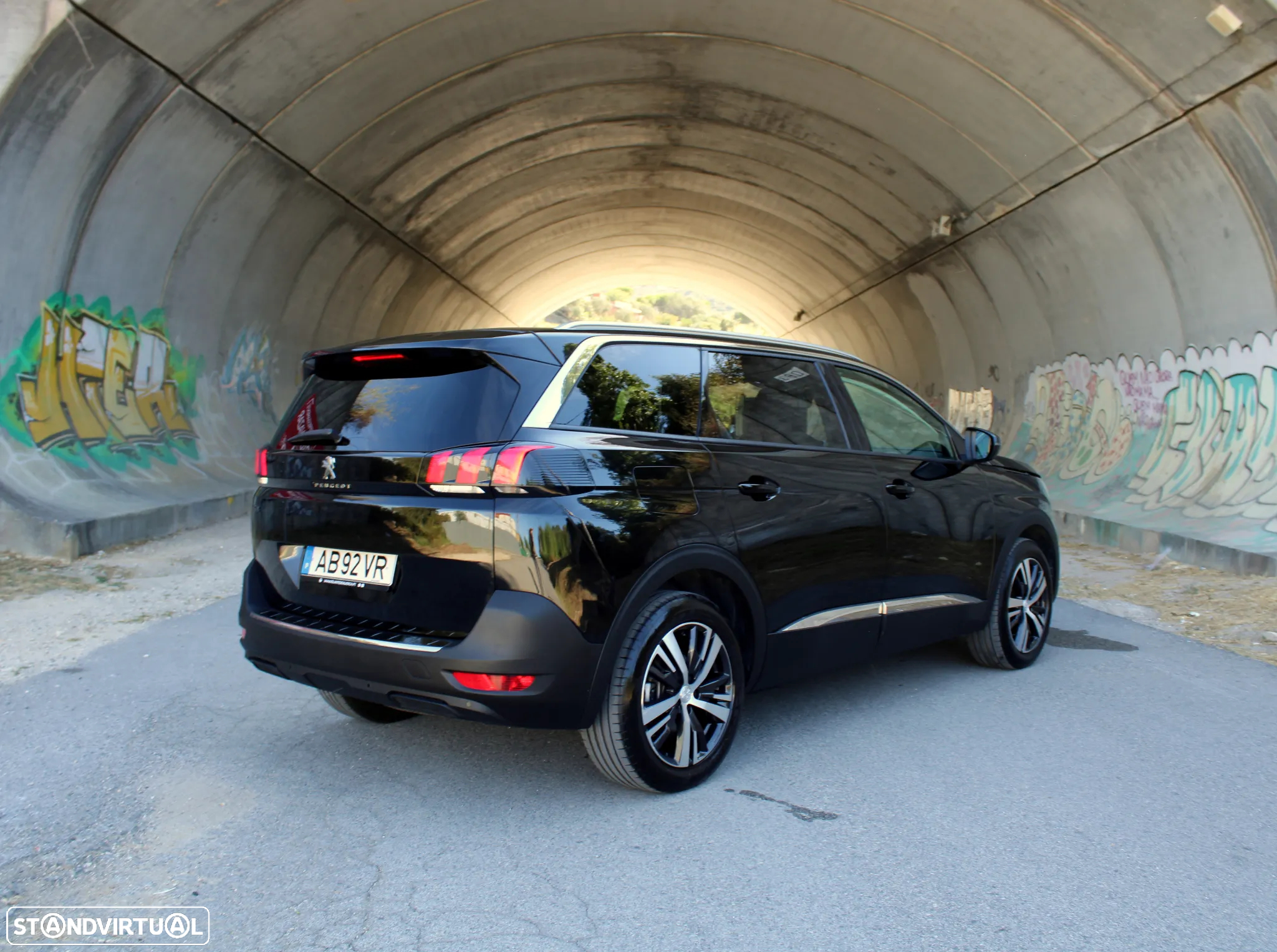 Peugeot 5008 1.5 BlueHDi Allure EAT8 - 4