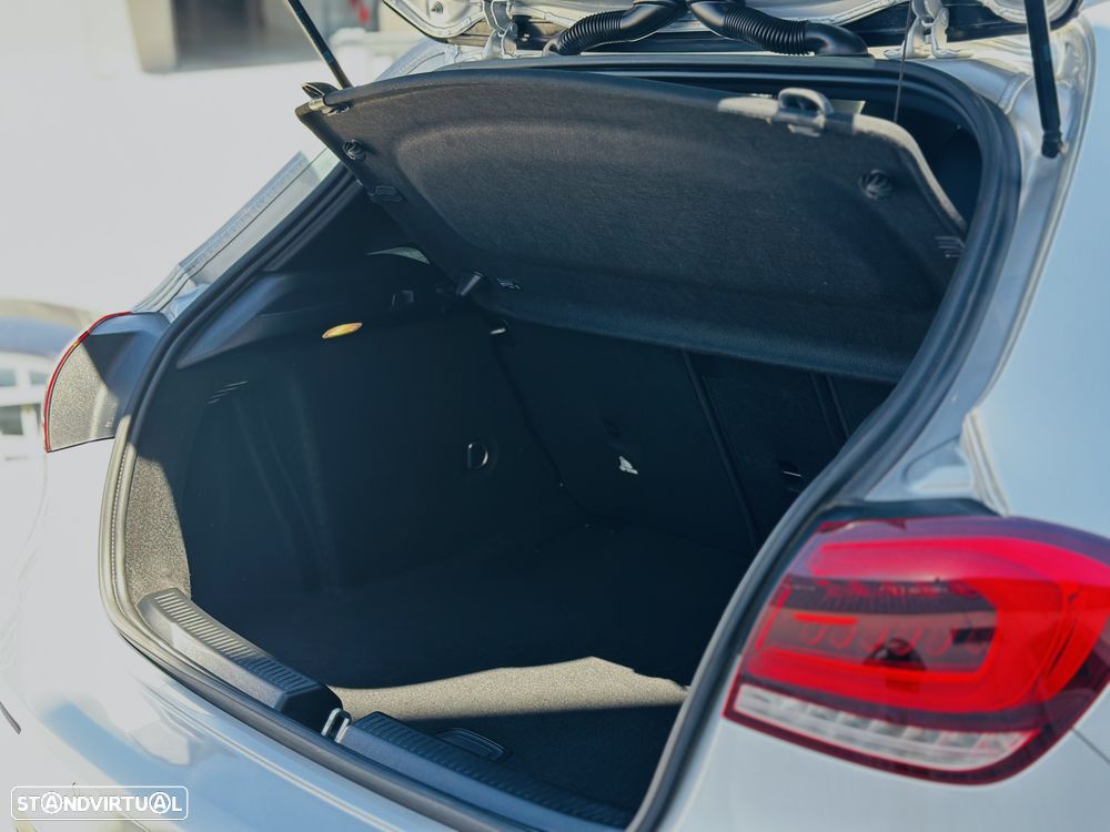 Mercedes-Benz A 180 d AMG Line Aut. - 30