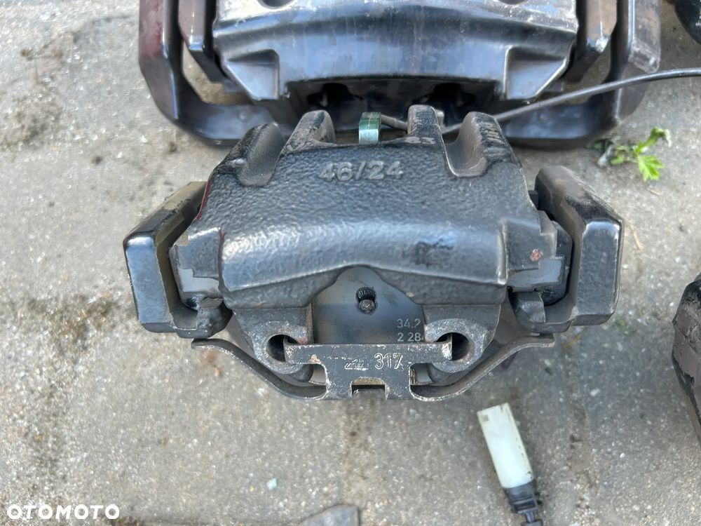 ZACISKI TARCZE KOMPLET M6 BMW E63 - 6
