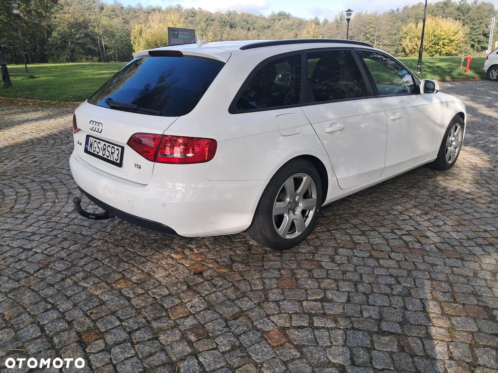 Audi A4 Avant - 6