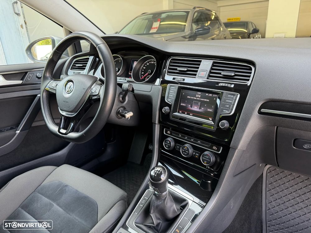 VW Golf Variant 1.6 TDi Highline - 17