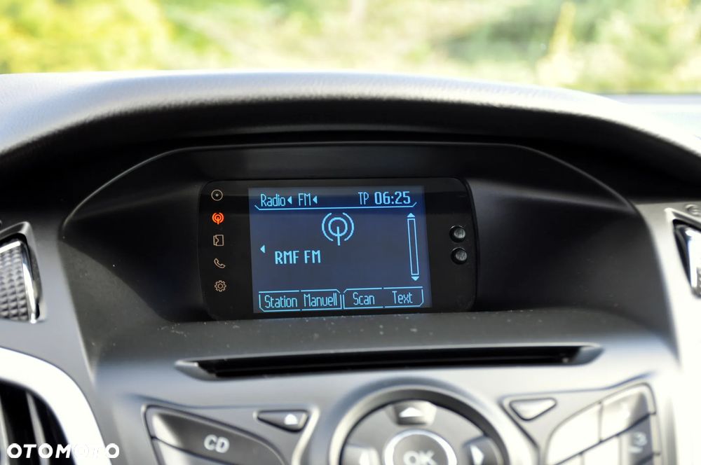 Ford Focus 1.6 EcoBoost Titanium - 30