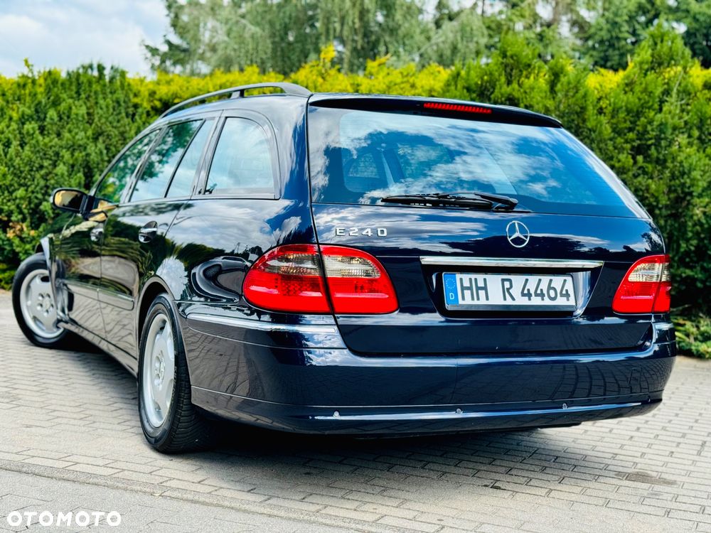 Mercedes-Benz Klasa E 240 4Matic Avantgarde - 19