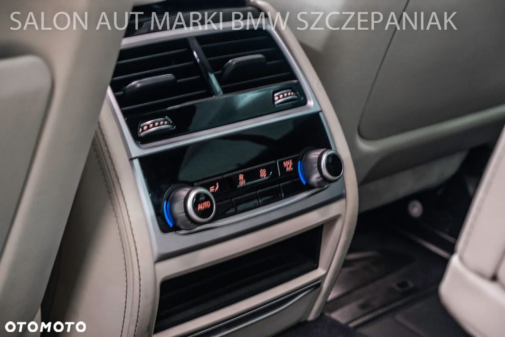 BMW Seria 7 750d xDrive - 24