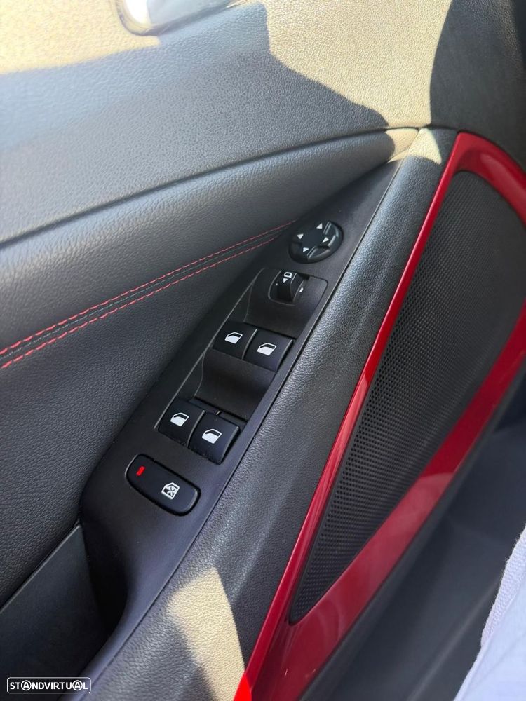 Opel Crossland X 1.2 T Edition - 17