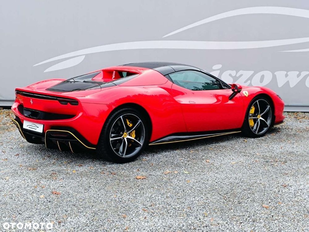 Ferrari 296 GTS - 19