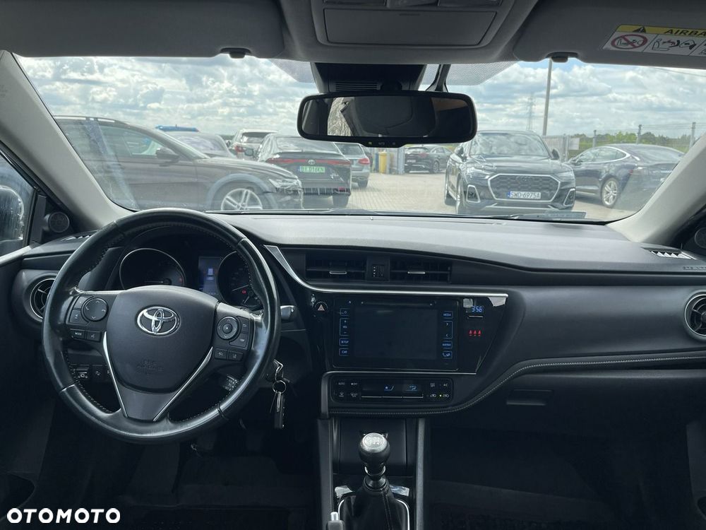 Toyota Auris 1.6 Comfort - 11
