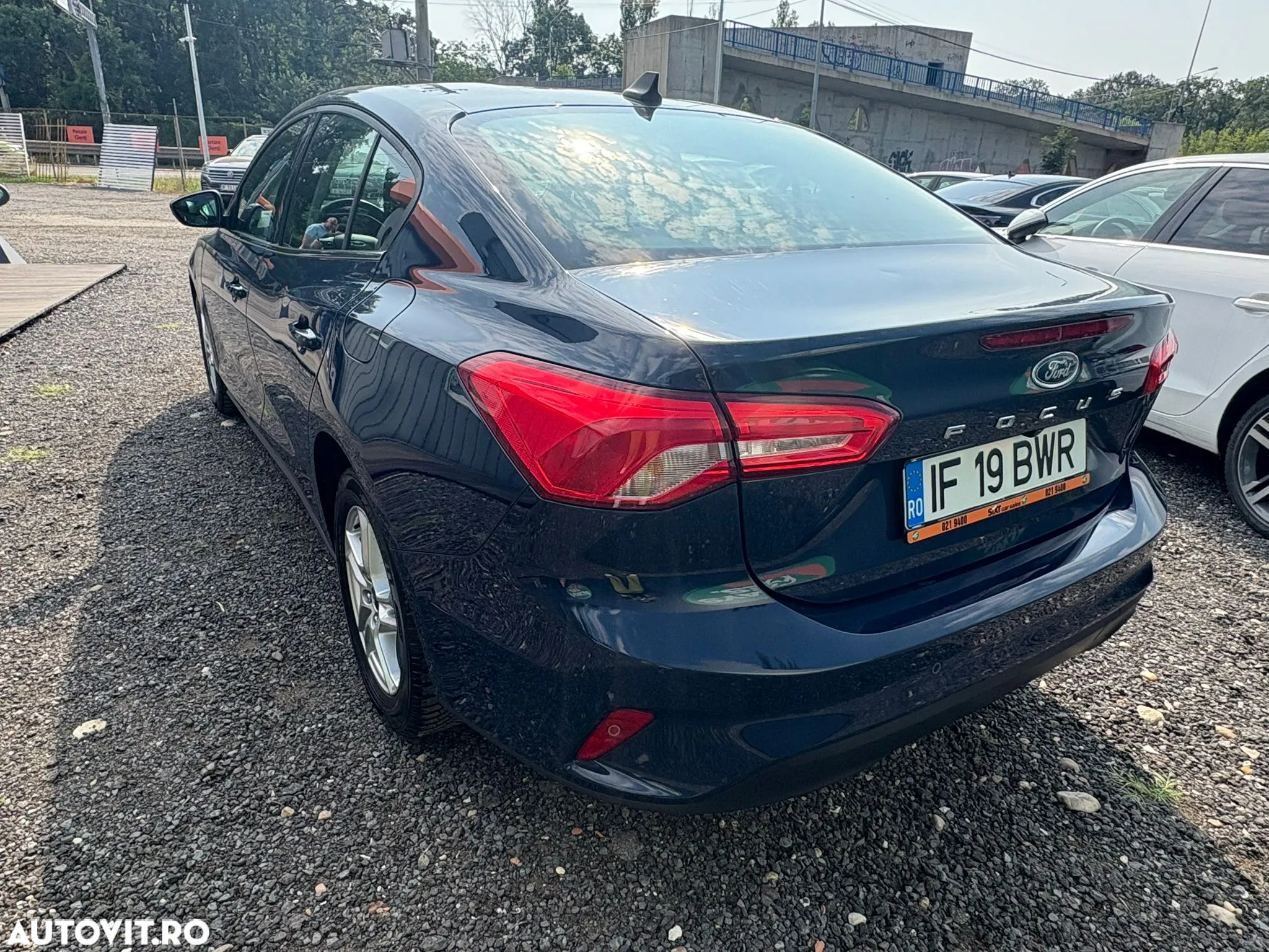Ford Focus 1.0 EcoBoost Titanium - 4