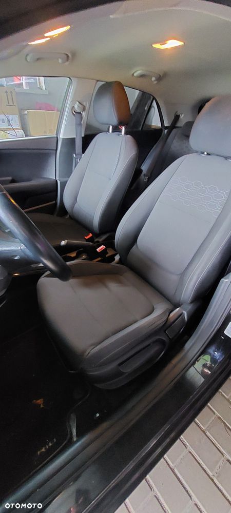 Kia Rio 1.0 T-GDI M - 36