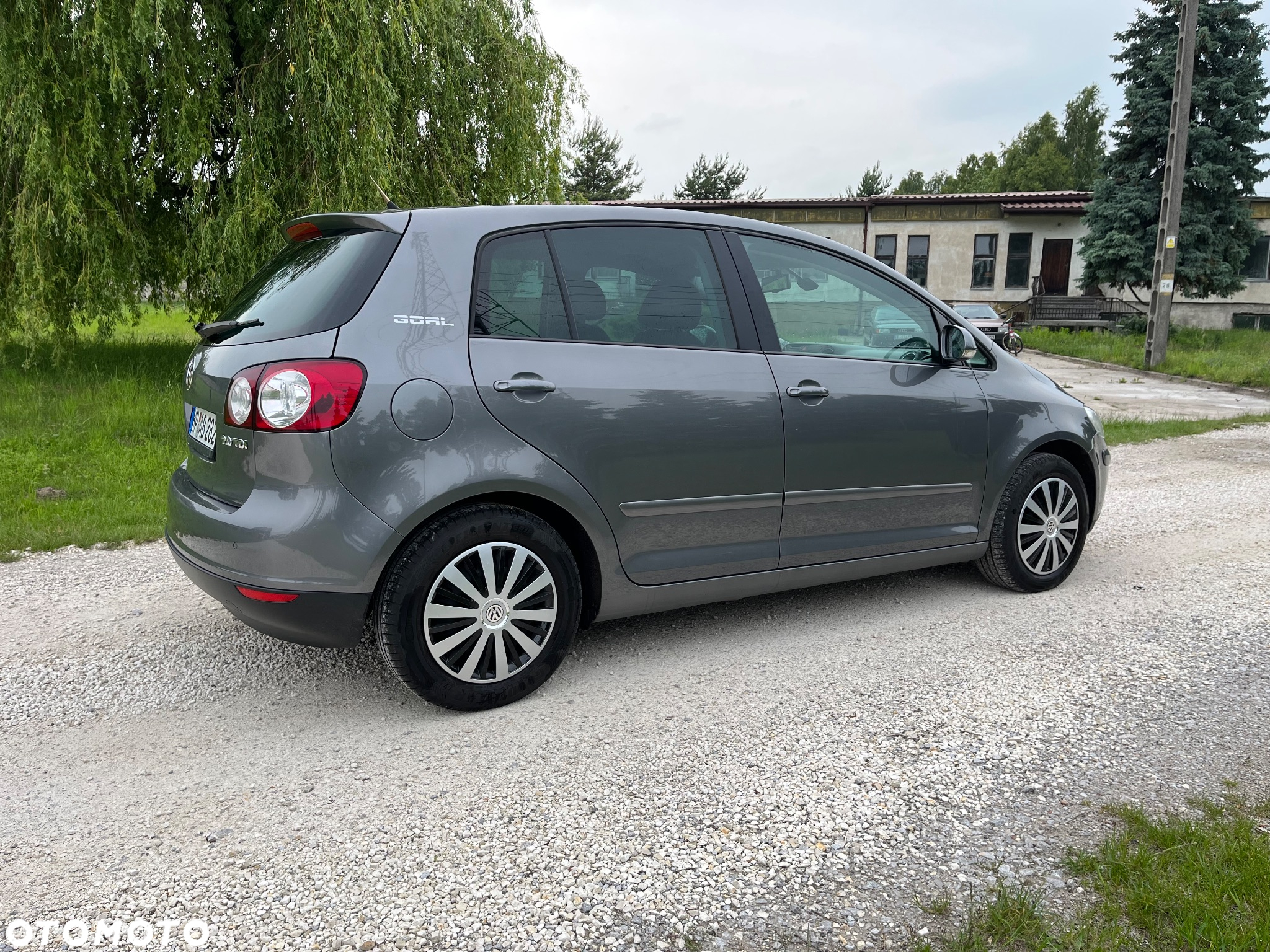 Volkswagen Golf 2.0 TDI Goal - 11