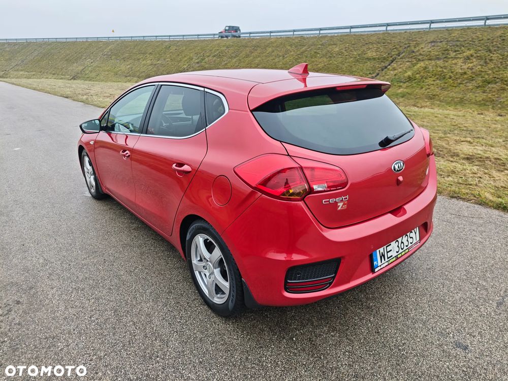 Kia Ceed 1.6 GDI L - 7