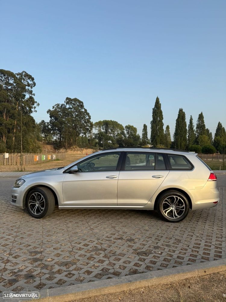 VW Golf Variant 1.6 TDi Sportline DSG - 6