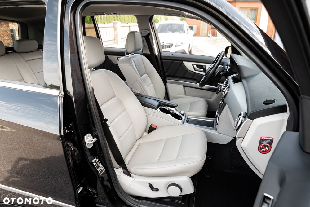 Mercedes-Benz GLK 250 CDI DPF 4Matic BlueEFFICIENCY 7G-TRONIC - 26