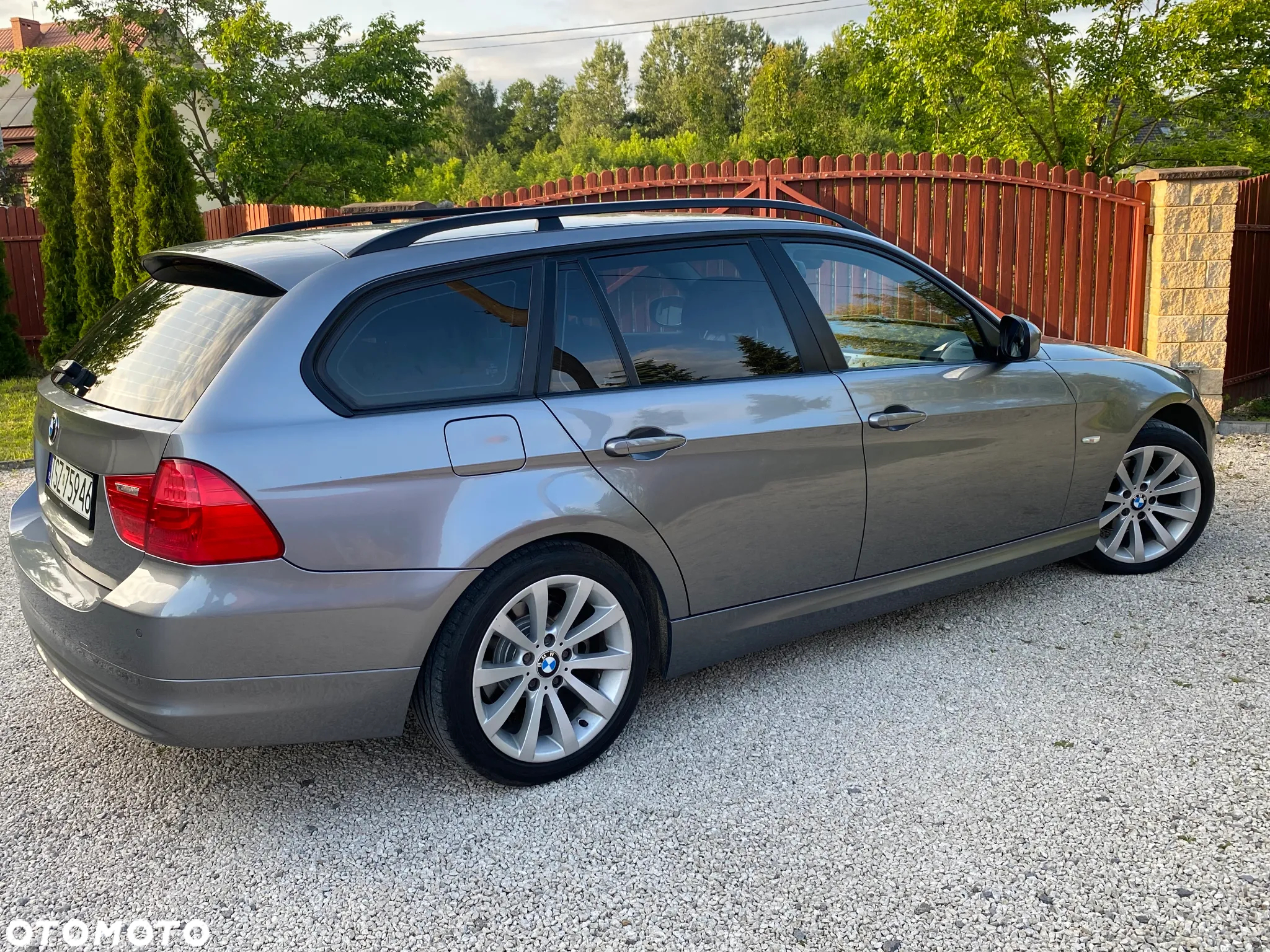 BMW Seria 3 318i - 18