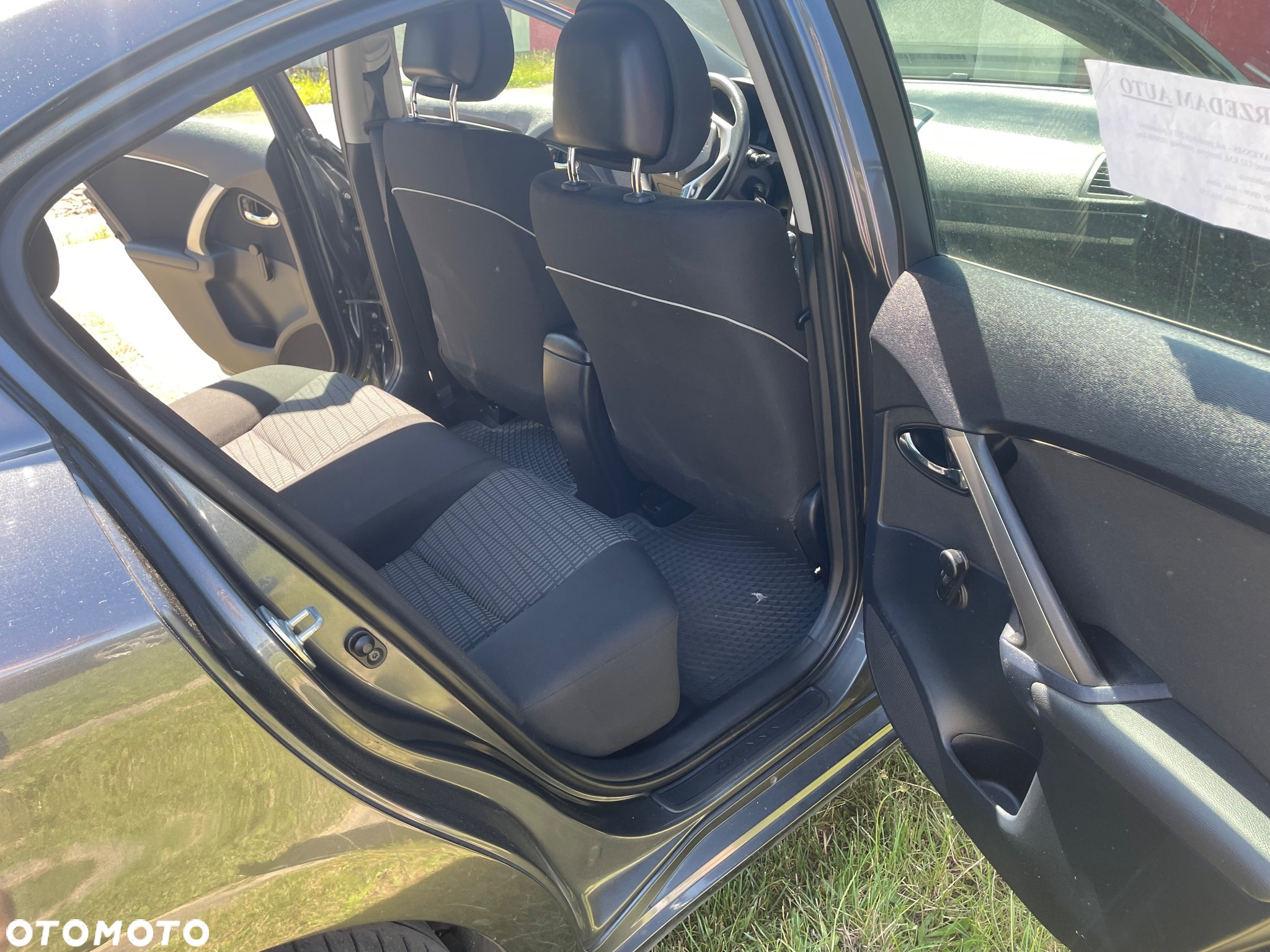 Toyota Avensis 1.6 Sol - 7