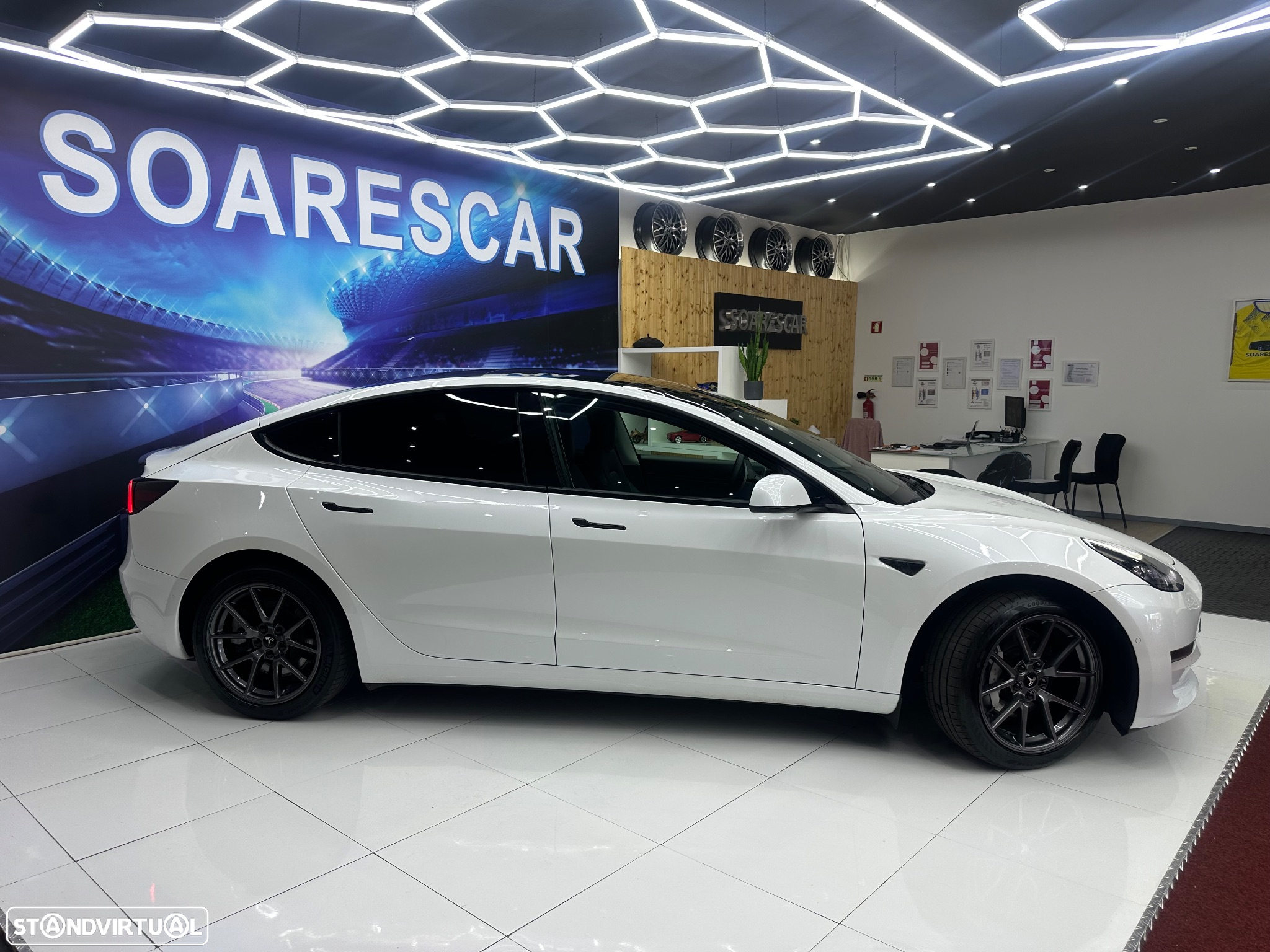 Tesla Model 3 Long Range Tração Integral - 4