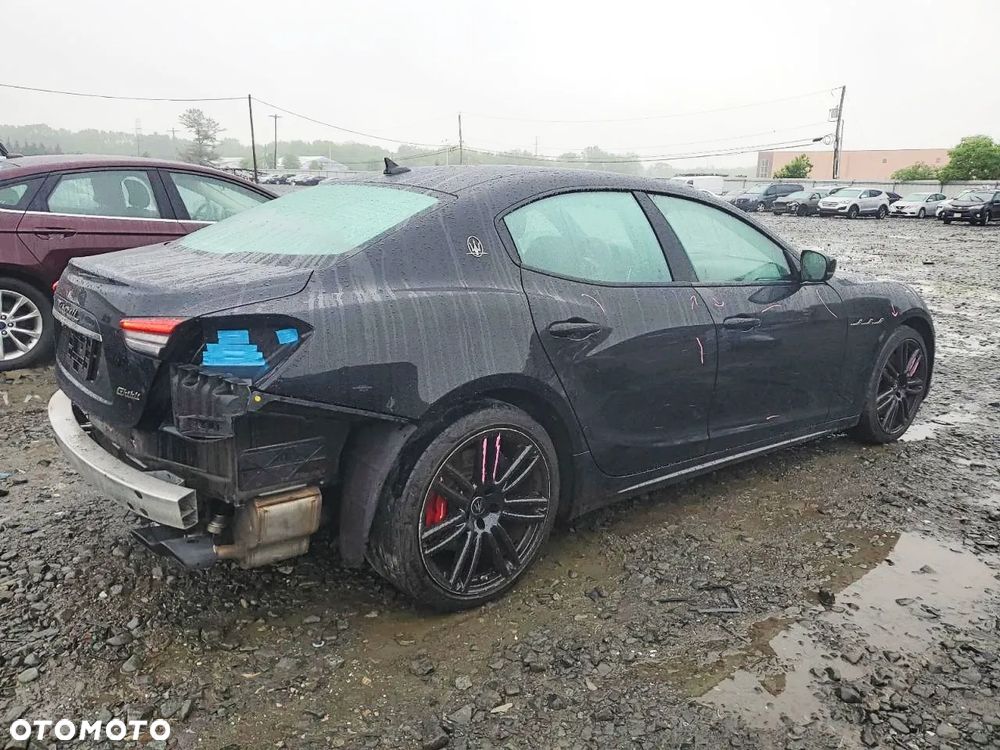 Maserati Ghibli - 3