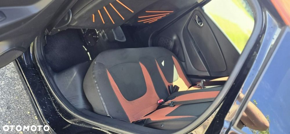 Renault Captur - 12