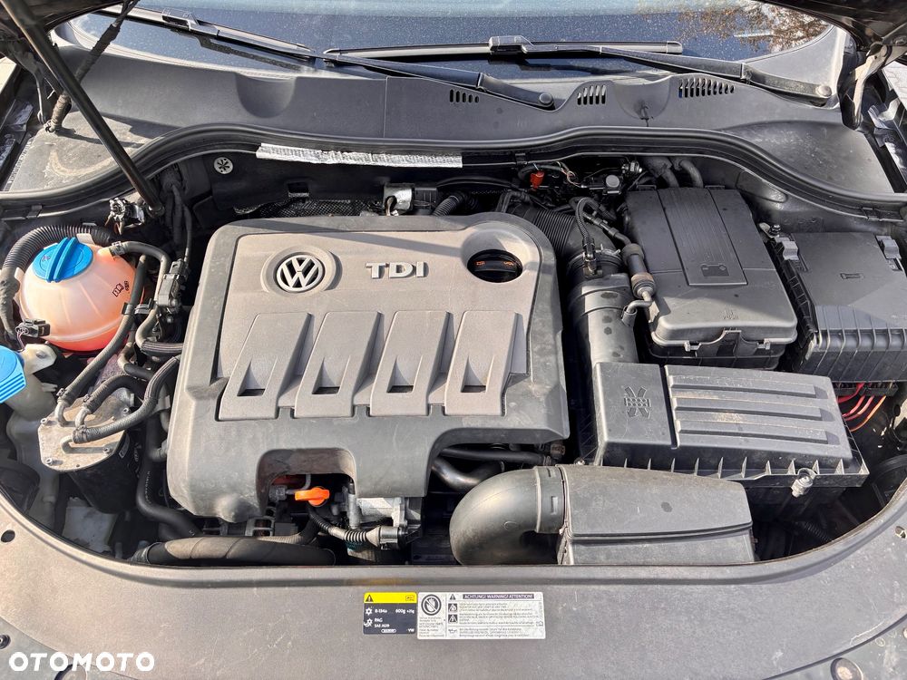 Volkswagen Passat 2.0 TDI Comfortline DSG - 33