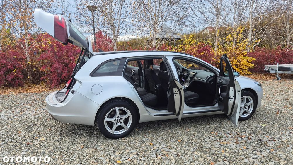 Opel Insignia A Sports Tourer 13-17 - 30