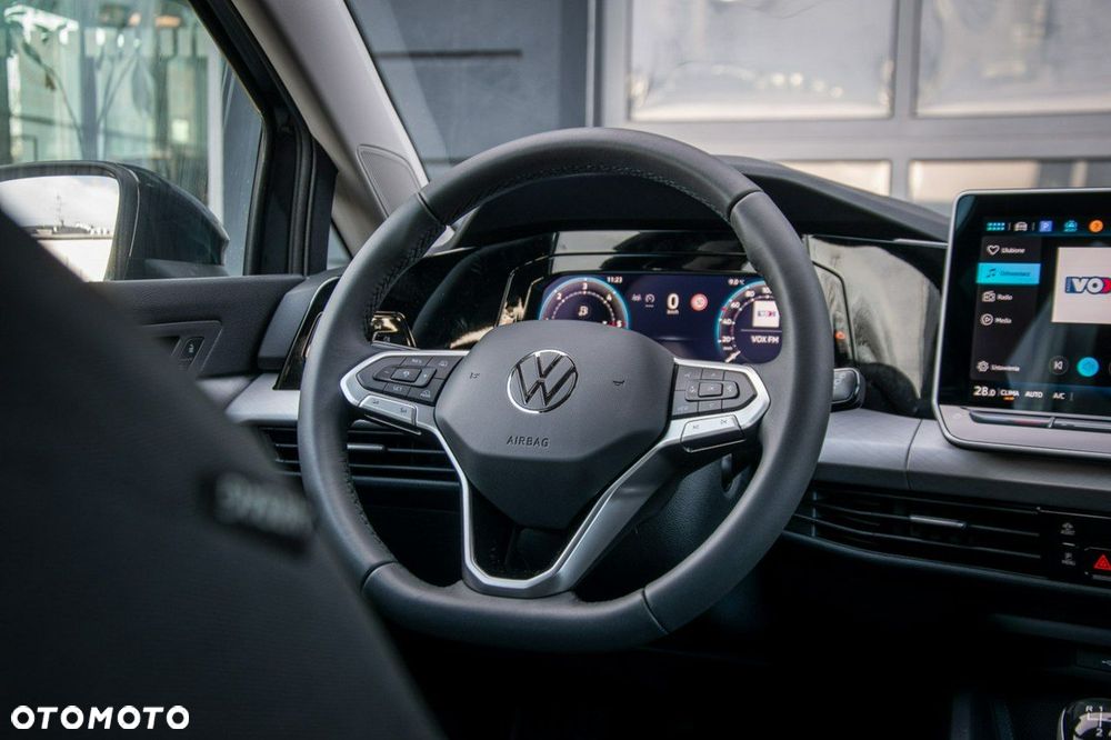 Volkswagen Golf - 21
