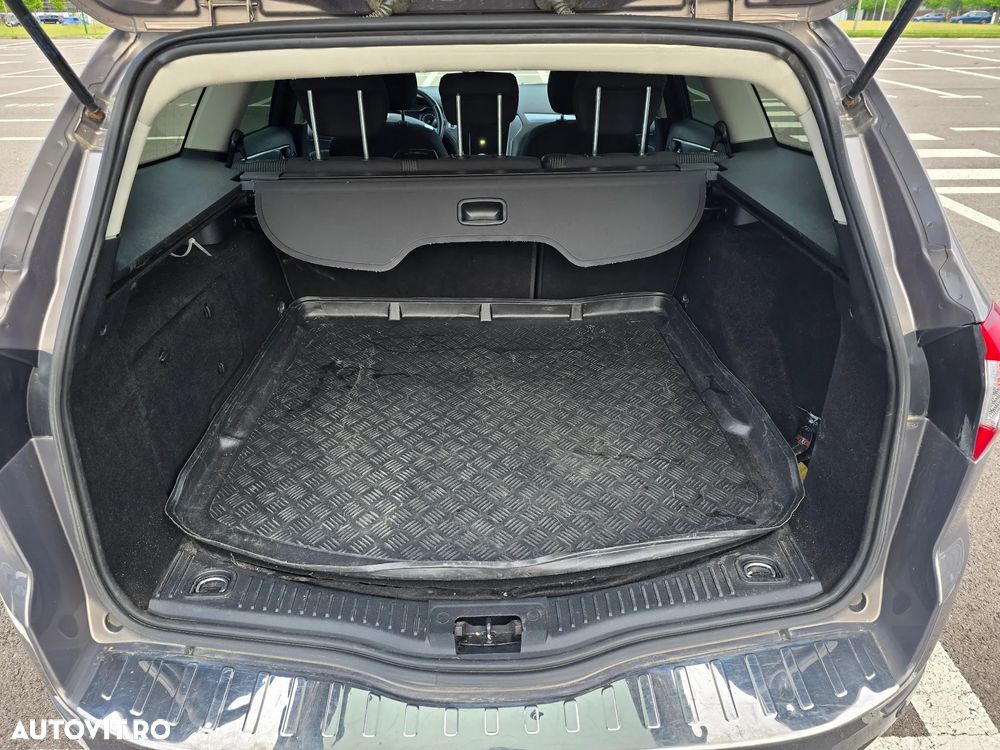 Ford Mondeo 2.0 TDCI PowerShift Business Class - 17