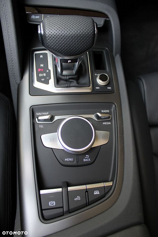 Audi R8 Spyder V10 RWD Performance - 32