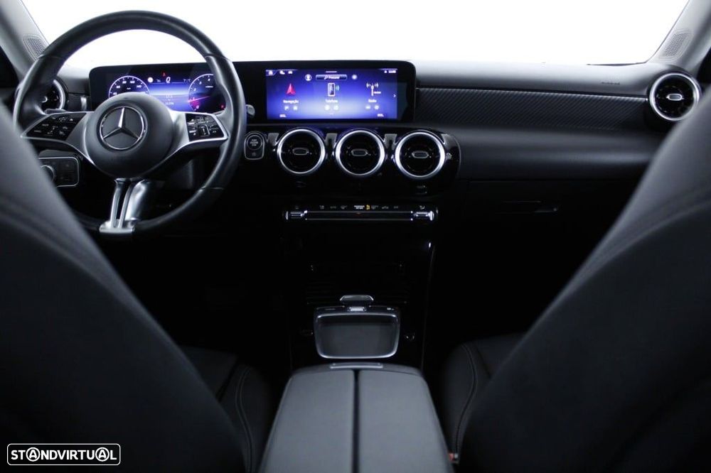 Mercedes-Benz A 200 Standard - 18