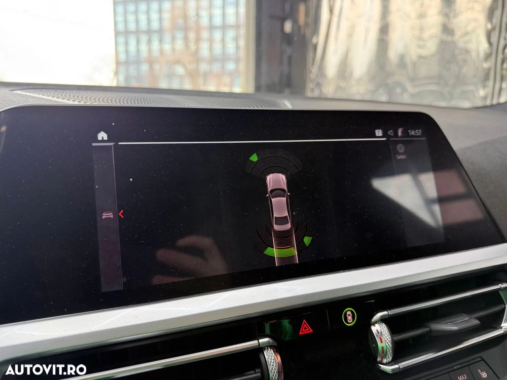 BMW Seria 3 320d xDrive Aut. M Sport - 10