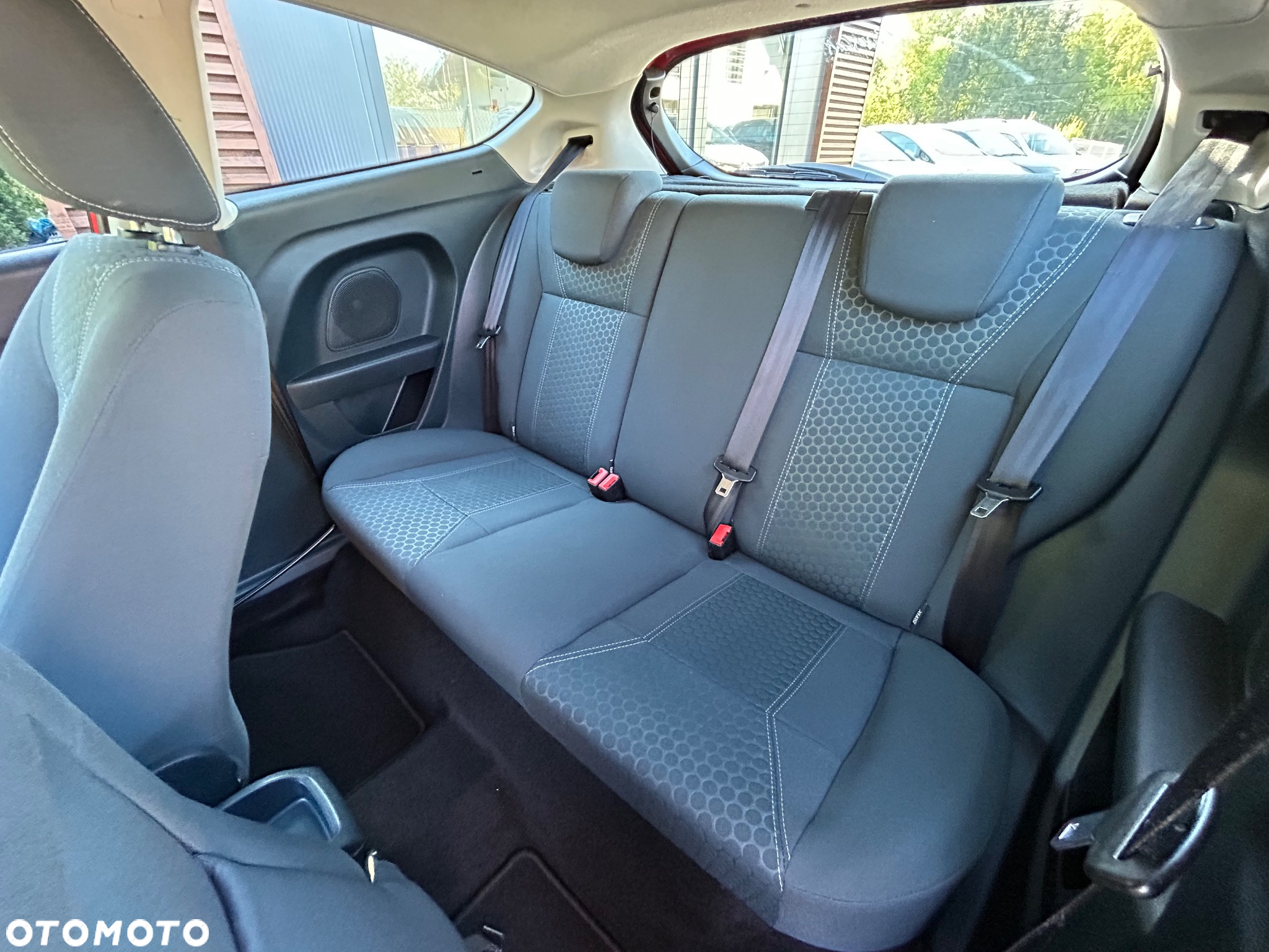 Ford Fiesta 1.6 Titanium - 18