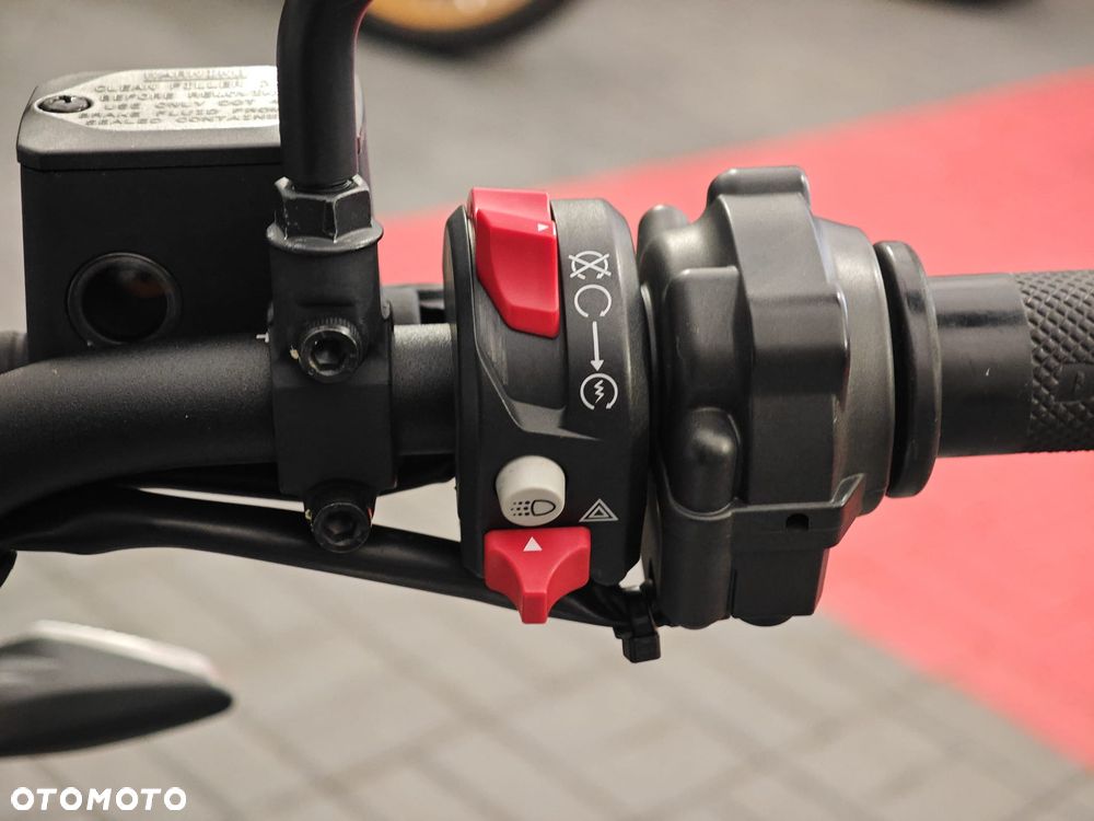 Ducati Scrambler - 8