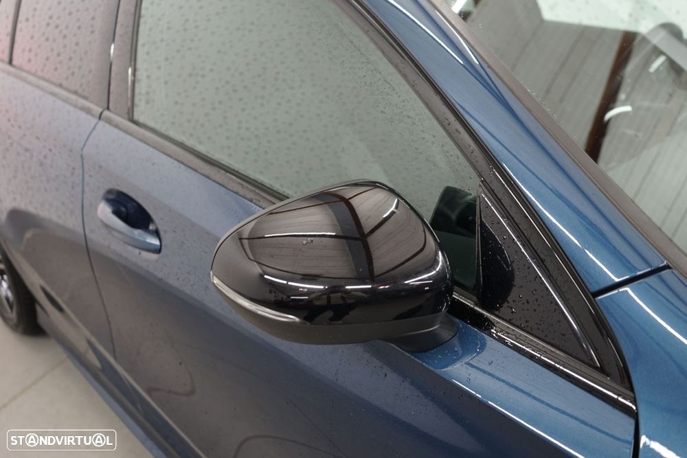 Mercedes-Benz A 180 7G-DCT AMG Line - 12