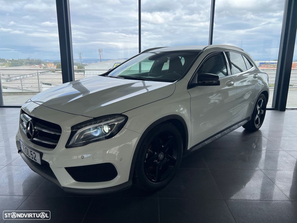 Mercedes-Benz GLA 220 - 1