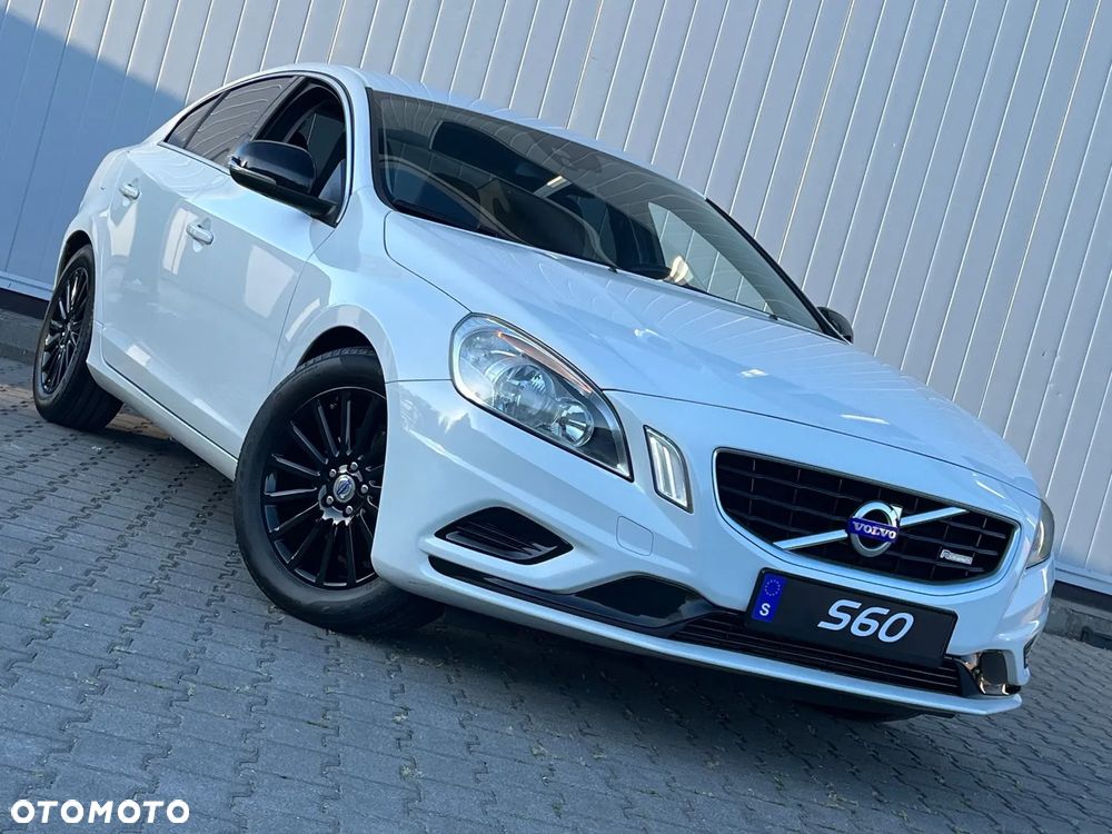 Volvo S60 D5 R-Design Summum - 2