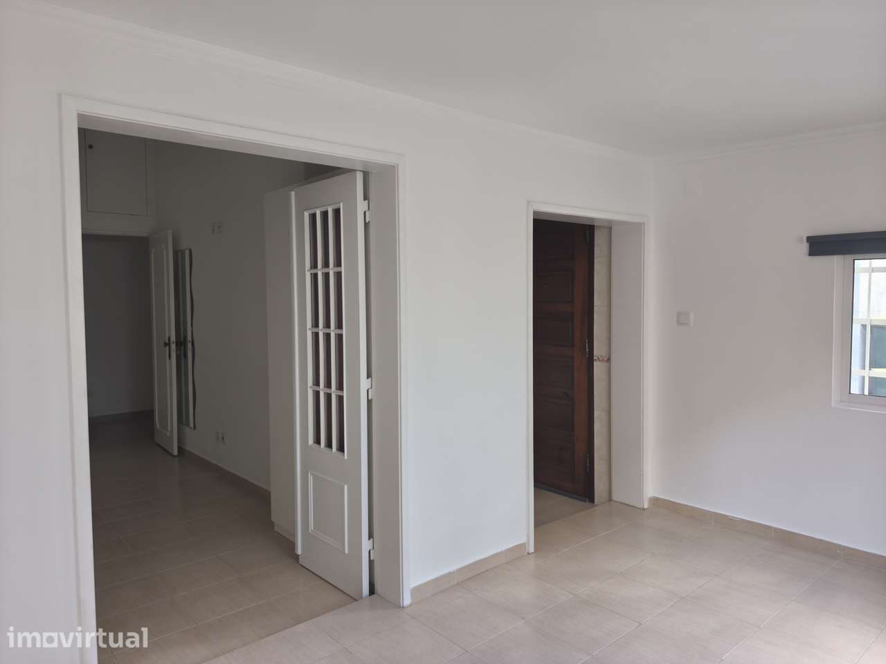 T1 Av. Columbano Bordalo Pinheiro, Bem Conservado, Cozinha Equipada. - Grande imagem: 2/16