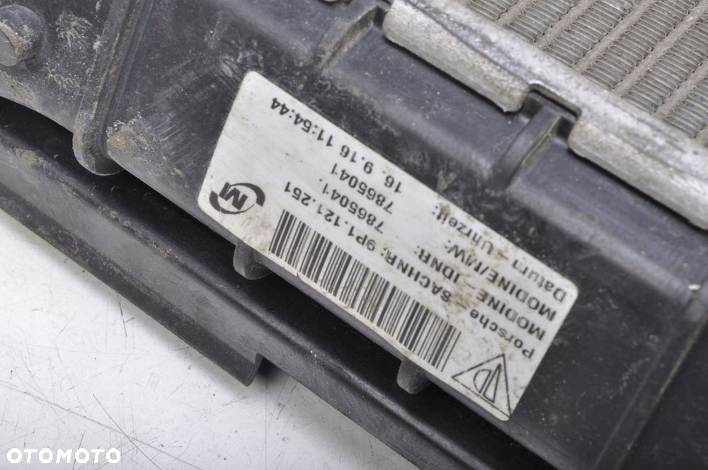 PORSCHE 718 CAYMAN 982 2.0 CHŁODNICA WODY 9P1121251 - 2